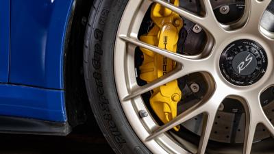 2019 Porsche 911 GT2 RS Weissach Package