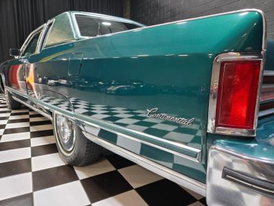 1975 Lincoln Continental