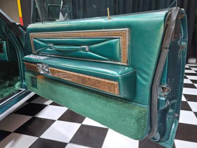 1975 Lincoln Continental
