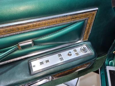 1975 Lincoln Continental