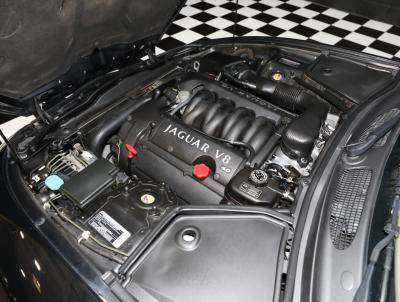 2000 Jaguar XK-Series