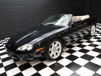 2000 Jaguar XK-Series