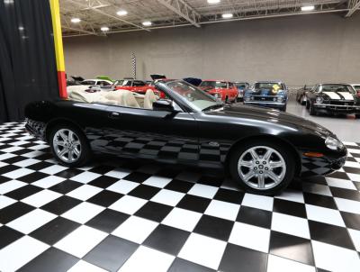 2000 Jaguar XK-Series