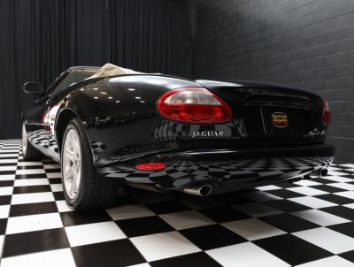 2000 Jaguar XK-Series