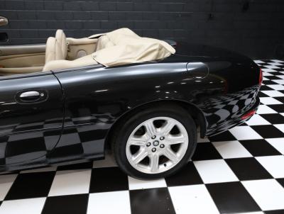 2000 Jaguar XK-Series