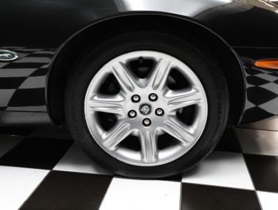 2000 Jaguar XK-Series