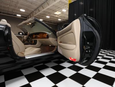 2000 Jaguar XK-Series