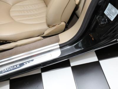 2000 Jaguar XK-Series