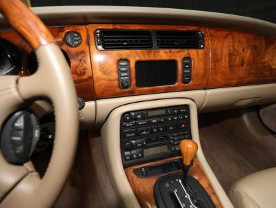 2000 Jaguar XK-Series