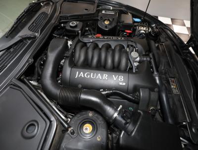 2000 Jaguar XK-Series