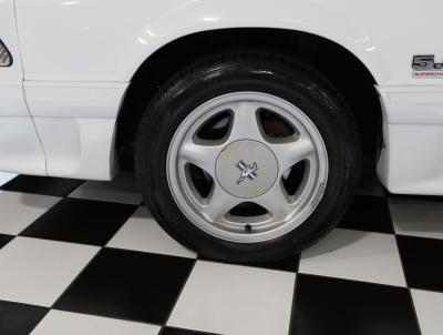 1992 Ford Mustang