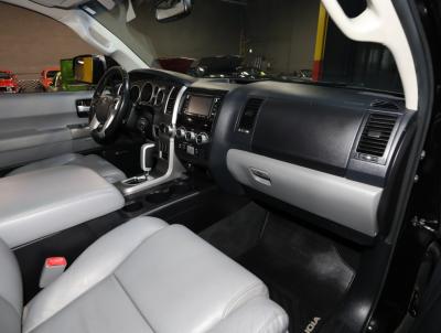 2016 Toyota Sequoia