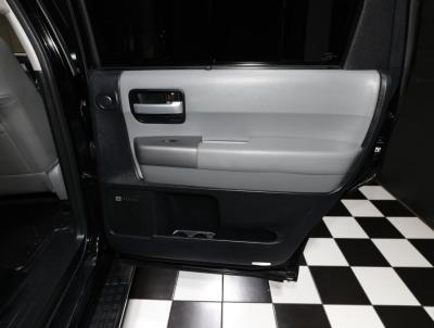 2016 Toyota Sequoia