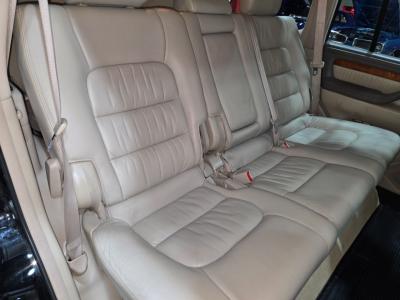 2004 Lexus LX 470