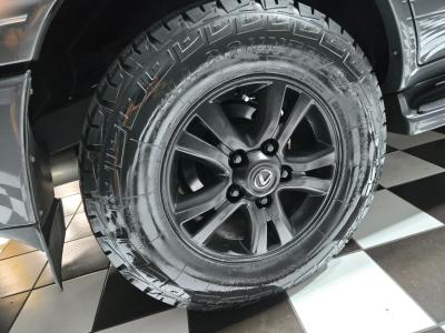 2004 Lexus LX 470