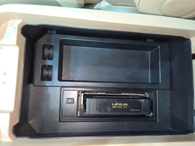 2004 Lexus LX 470
