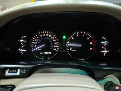 2004 Lexus LX 470