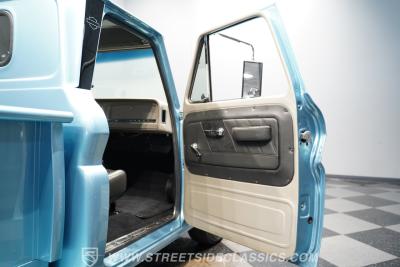 1964 Chevrolet C30 Dually