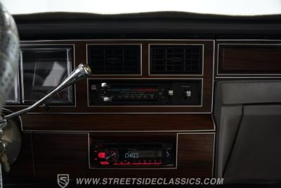 1988 Lincoln Town Car Signature Series
