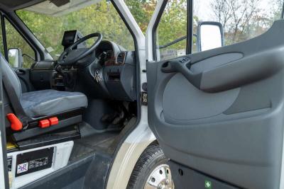2004 Mercedes - Benz Sprinter