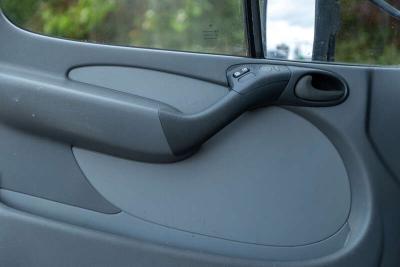 2004 Mercedes - Benz Sprinter