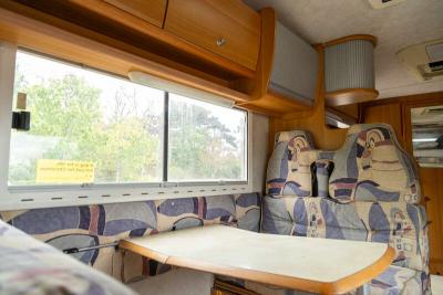 2004 Mercedes - Benz Sprinter
