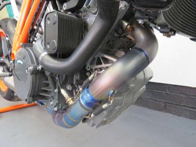 2018 KTM 1290 SUPER DUKE R