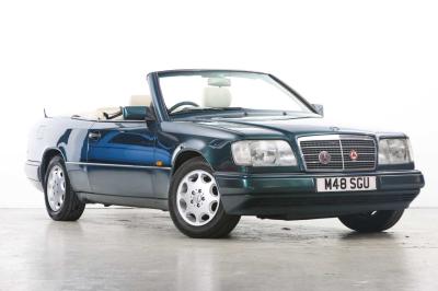 1995 Mercedes - Benz E 220 Convertible