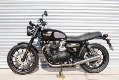 2021 Triumph BONNEVILLE STREET TWIN GOLD LINE