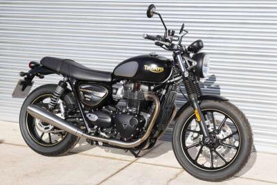 2021 Triumph BONNEVILLE STREET TWIN GOLD LINE