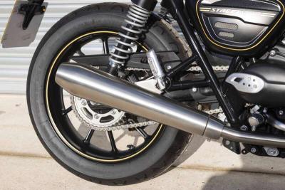 2021 Triumph BONNEVILLE STREET TWIN GOLD LINE