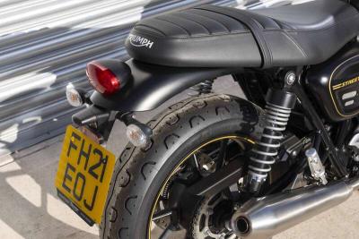 2021 Triumph BONNEVILLE STREET TWIN GOLD LINE
