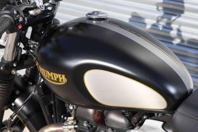 2021 Triumph BONNEVILLE STREET TWIN GOLD LINE