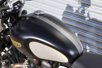 2021 Triumph BONNEVILLE STREET TWIN GOLD LINE