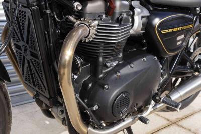 2021 Triumph BONNEVILLE STREET TWIN GOLD LINE