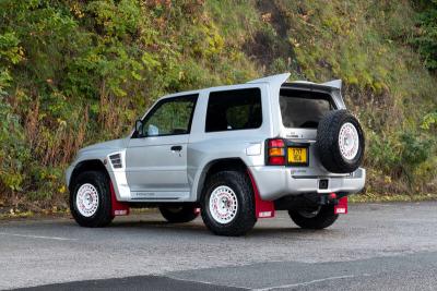 1999 Mitsubishi PAJERO