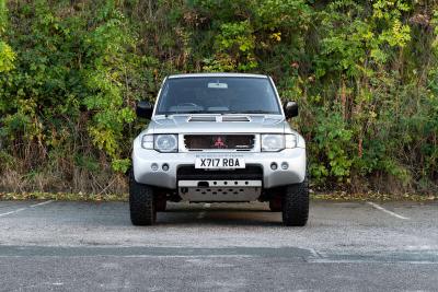 1999 Mitsubishi PAJERO