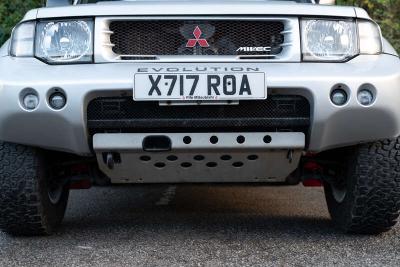 1999 Mitsubishi PAJERO