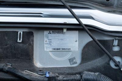 1999 Mitsubishi PAJERO