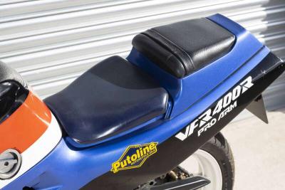 1988 Honda VFR400R