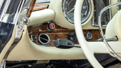 1971 Mercedes - Benz 280 SE 3.5 Coupe