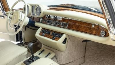1971 Mercedes - Benz 280 SE 3.5 Coupe