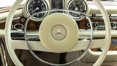 1971 Mercedes - Benz 280 SE 3.5 Coupe