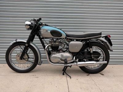 1961 Triumph T120R BONNEVILLE