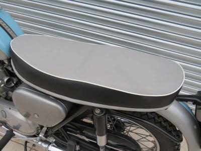 1961 Triumph T120R BONNEVILLE