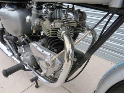 1961 Triumph T120R BONNEVILLE
