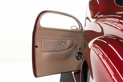 1937 Ford Custom