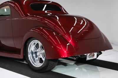 1937 Ford Custom