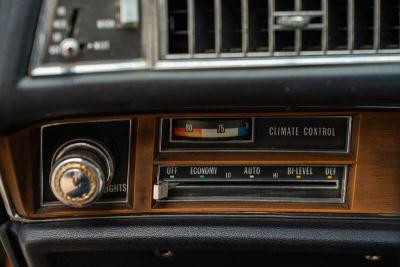 1974 Cadillac COUPE DE VILLE