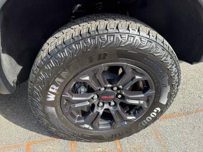 2025 GMC Canyon